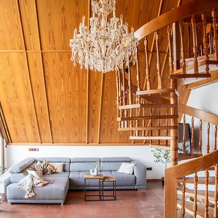 Gemütliche Galerie-wohnung In Biberach *